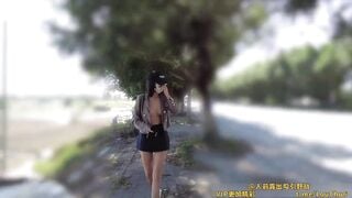 gái xinh khỏa thân đi dạo mua đồ public