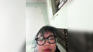 Gái dâm chubby vú to lồn múp nhiều nước chiều fan khoe hàng thủ dâm p2
