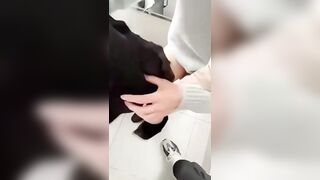Đưa em rau đi shopping rồi địt luôn trong phòng thử đồ