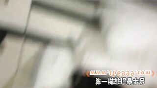 Mang chị đồng nghiệp say rượu về nhà rồi địt luôn em nó