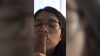 em loli mặt non như này ae đồng dâm đoán xem 2k mấy