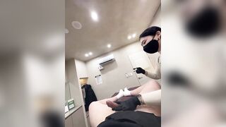 trải nhiệm triệt lông cu được bé loli xinh xắn làm cho