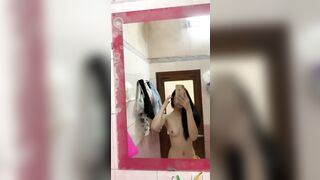 bé loli 2k9 dáng đẹp vú vê cứ tròn vo gửi clip cho trai xem