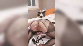 Rút từ đít ra hơi đau