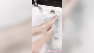 Full 10 phút, Nữ DJ Vú To, Loli Mình Dây Móc Lồn, Đi Tắm live sex thủ dâm