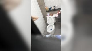 rửa mắt xem bé hàng xóm 2k9 loli tắm lại phải sục rồi