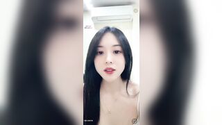 #LùnBaby cô nàng xinh đẹp live show cặp vú bự trắng múp lồn dâm cực ngon