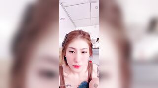 Bé idol Huỳnh Bảo Trân show hàng,giọng ngọt vui tính lại có hàng ngon siêu đã #7