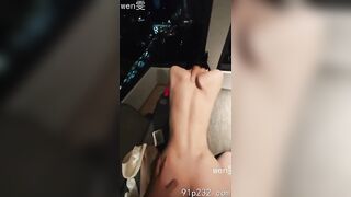 Có tiền thích thật vừa địt e loli dáng ngon vừa ngắm cảnh đêm đẹp trên tầng thượng