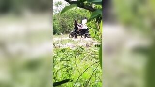 Đứng quay lén Vk đi lẻ với trai mà nứng cặc hơn đụ Vk