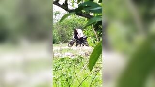 Đứng quay lén Vk đi lẻ với trai mà nứng cặc hơn đụ Vk