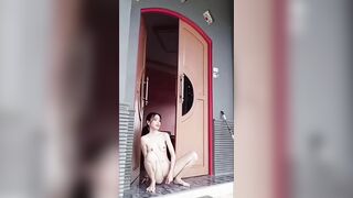 Thích đứng trước của thủ dâm cho trai xem dâm đãng