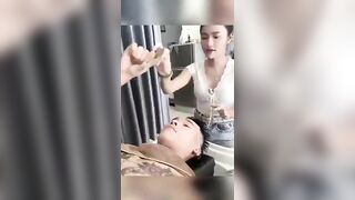 Giả vờ thái độ cuối cùng chị gái gội đầu dưỡng sinh cũng cho bóp vú.
