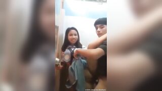 học sinh love 11 trốn vô wc địt mọi tư thế