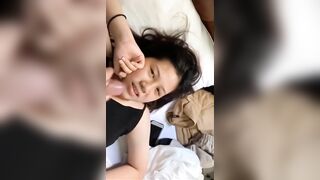Sục cu đem vô cho chị họ nhìn