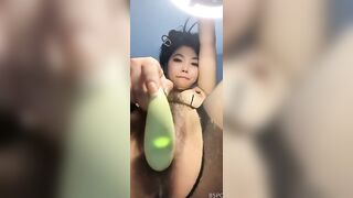 dâm nữ với sở thích biến thái thích úp lồn vào mặt người khác