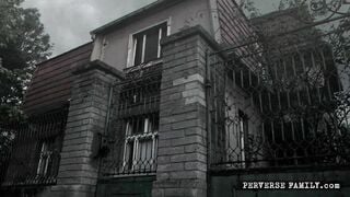 GIA ĐÌNH BIẾN THÁI 1.1