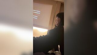 để em dạo đầu cho anh nhé anh chỉ việc nằm quay thôi