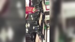 Lén địt cô giáo ngay tại lớp học khi cả lớp về hết