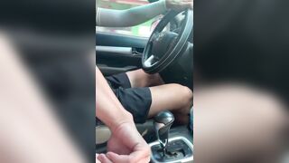 thầy dậy lái xe nghịch lồn e học sinh tập lái trên xe