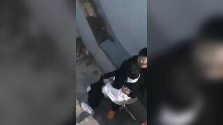 Thanh niên dụ dỗ em nữ sinh public nhưng bất thành vì đút mãi không zô