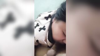 Em rau chubby bú cu ngon lành