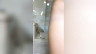 Vãi, 2 con bạn thân Vú To Vào Cafe public Giúp Nhau thủ dâm Lồn Múp live sex