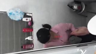 Quay lén em hàng xóm tắm và cái kết 🤣🤣
