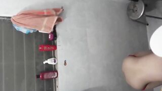 Quay lén em hàng xóm tắm và cái kết 🤣🤣