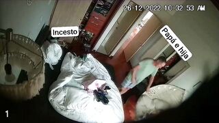 Hack cam cha dượng số hưởng được chịch cả mẹ lẫn con P1