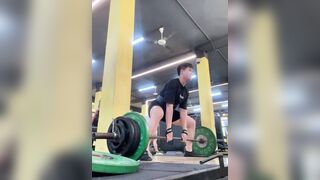 Chơi e 105 múp rụp