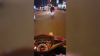 Show hàng