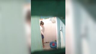 Em họ tắm dáng đẹp 15