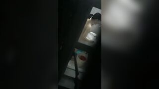 Quay lến gái tắm ngon