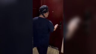 Đem vợ đi massage kích dục rồi cùng nhân viên some luôn con vợ