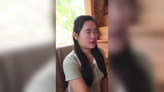 Đi chơi được chị bán hàng xục cặc cho sướng tê cặc luôn