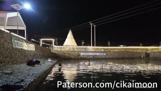 Lén lút tắm nude ở hồ công cộng