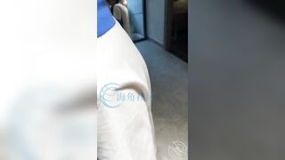 Bé nó đi học về chưa cởi quần áo đã vội ngậm cu anh kế