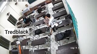 học sinh bây giờ bạp thật nghịch vú địt nhau luôn trong lớp - phần 4