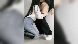 bắt em ghệ loli bú cu dưới hầm để xe chung cư