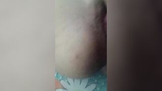 Bú lồn em ngây thơ, được dụ vào nhà nghĩ, sờ lồn em ấy toàn nhớt lồn