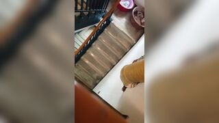 Trốn mẹ cùng bé e họ đi thang máy xún cầu thang chung cư bắt e sục cặc bú cu dùm mình