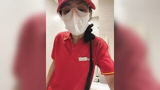 Siêu Thị WinMart bé nhân viên lồn nhiều nước vừa làm vừa bán quạt - phần 12