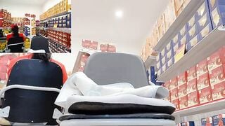 Siêu Thị WinMart bé nhân viên lồn nhiều nước vừa làm vừa bán quạt - phần 13