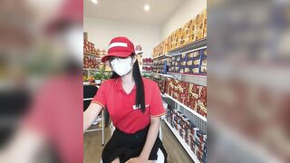 Siêu Thị WinMart bé nhân viên lồn nhiều nước vừa làm vừa bán quạt - phần 23