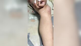 Em gái làng chơi mới lớn đi bán dâm cặp bồ với ngkhac bị chính thất đánh ghen