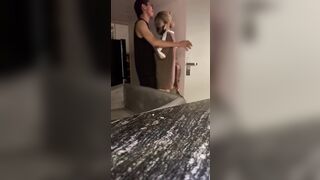 Đéo ngờ vừa đi công tác, thằng bạn thân chó đẻ đã sang mút mát gạ địt con người yêu