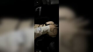 bé loli 2k5 mặt dâm vl đòi bú cu ngay trên xe trông nứng cặc quá