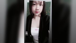 Nhỏ khùng nhé