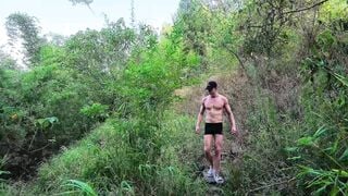 Dâm nữ vú to mông bự hết gạ đụ cụ già trg xóm còn thịt luôn cháu trai 6 múi của cụ